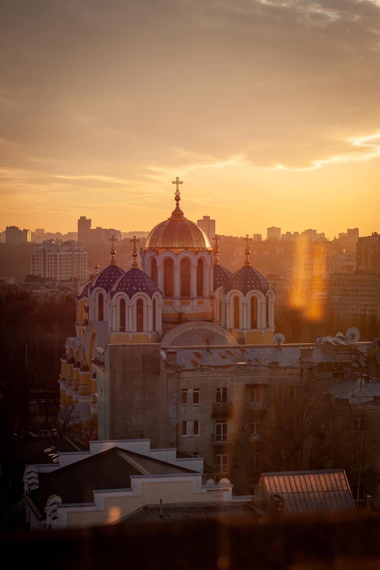 11 Mirrors Design Hotel Kyiv Exterior photo